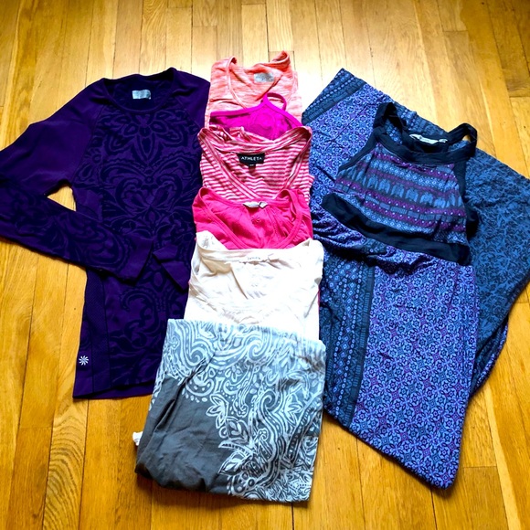 Huge lot Athleta- size M - Picture 1 of 16